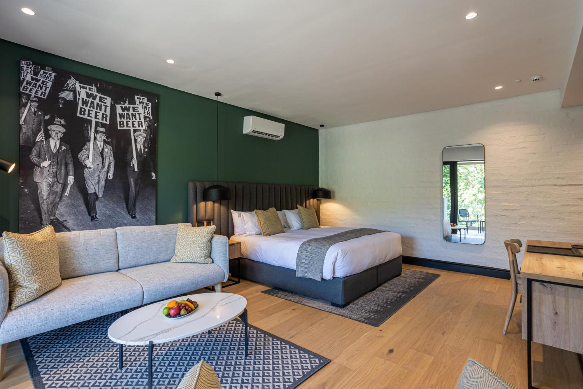 Franschhoek Hotel Экстерьер фото