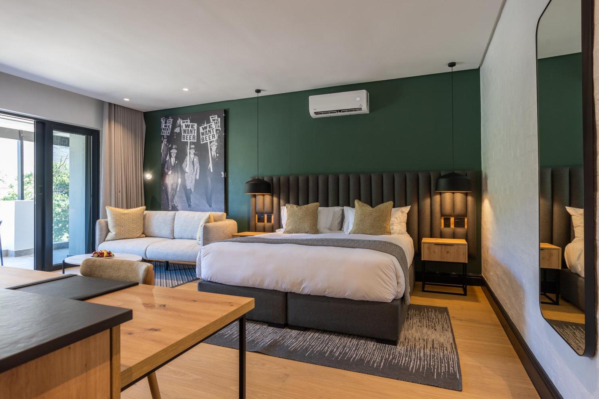 Franschhoek Hotel Экстерьер фото