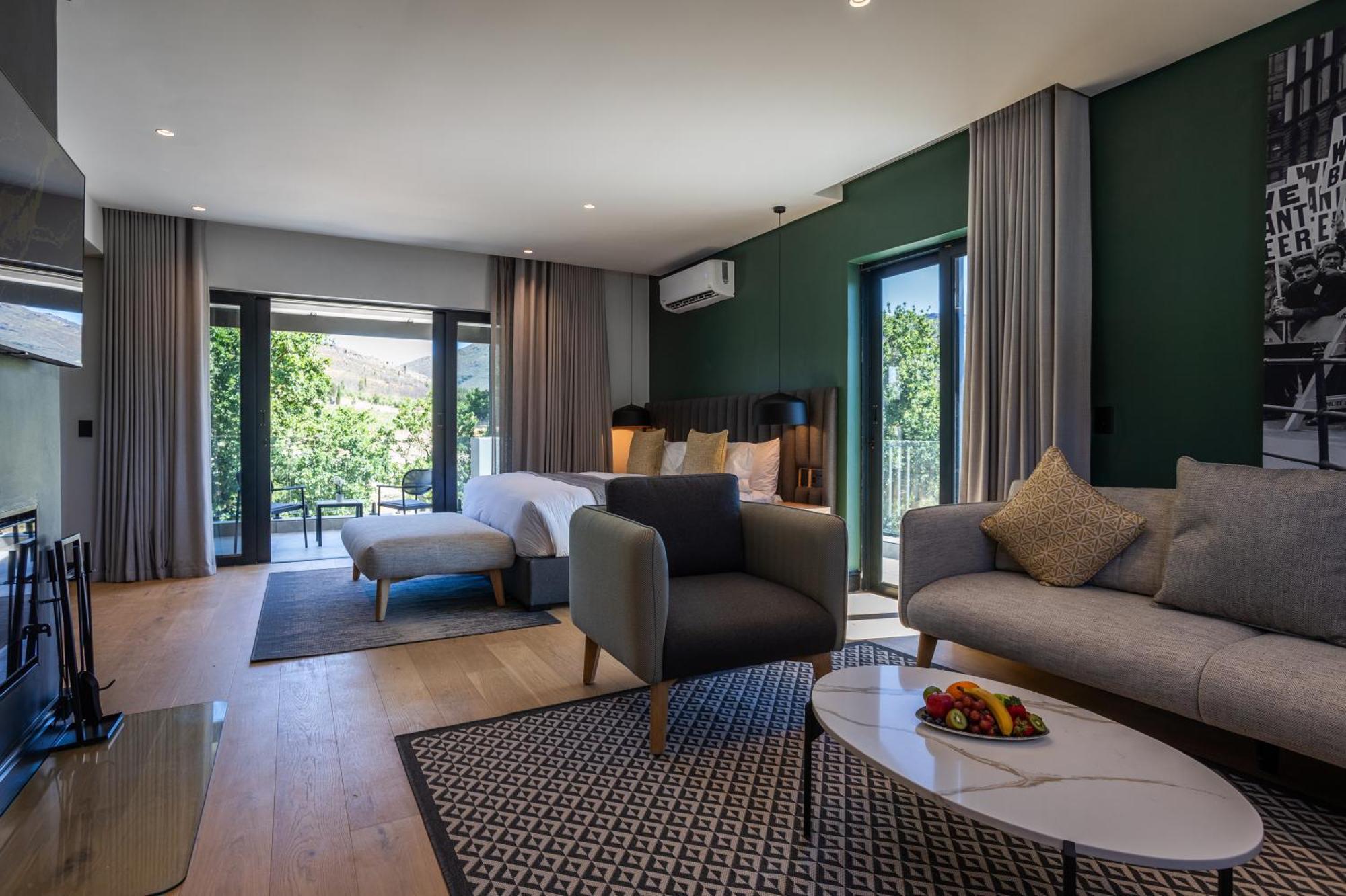 Franschhoek Hotel Экстерьер фото