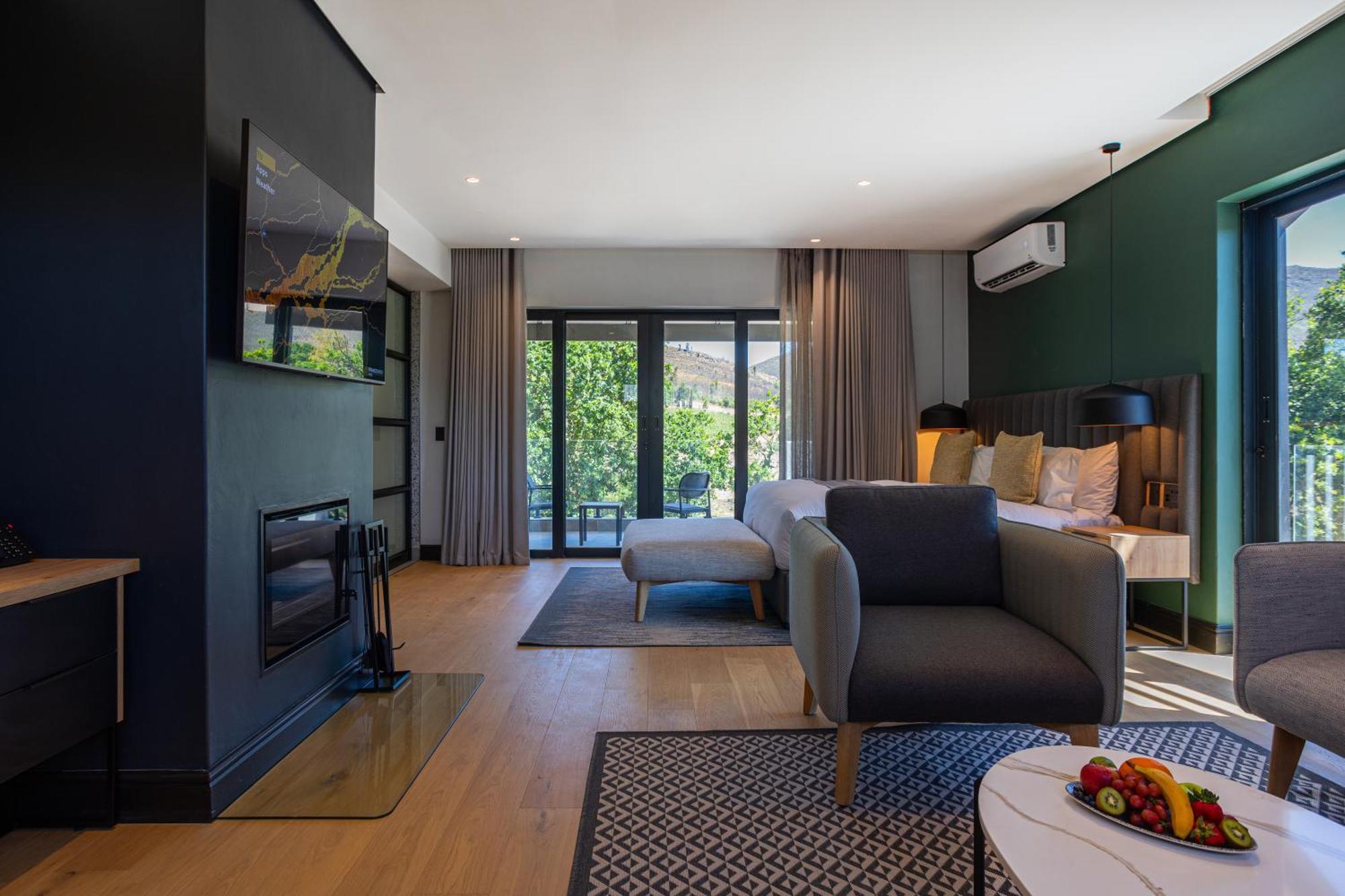 Franschhoek Hotel Экстерьер фото