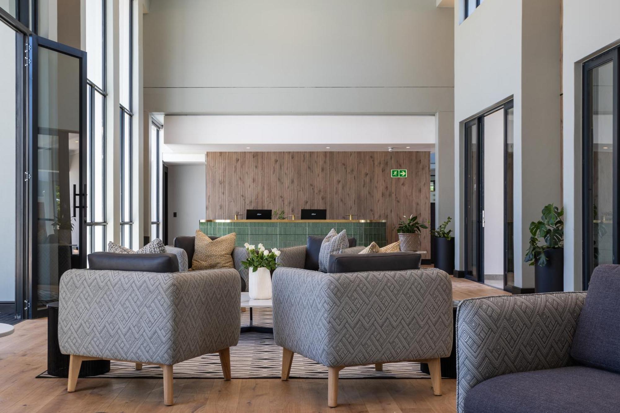 Franschhoek Hotel Экстерьер фото