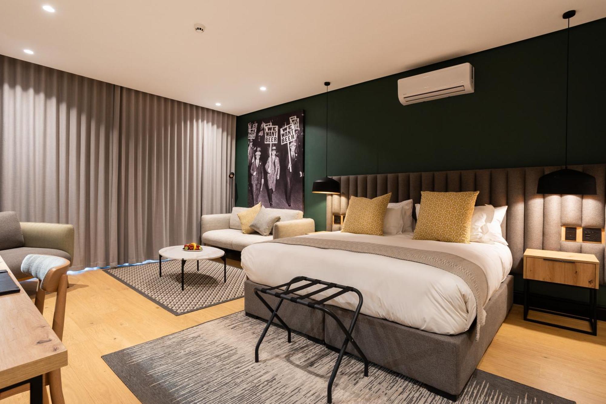 Franschhoek Hotel Экстерьер фото