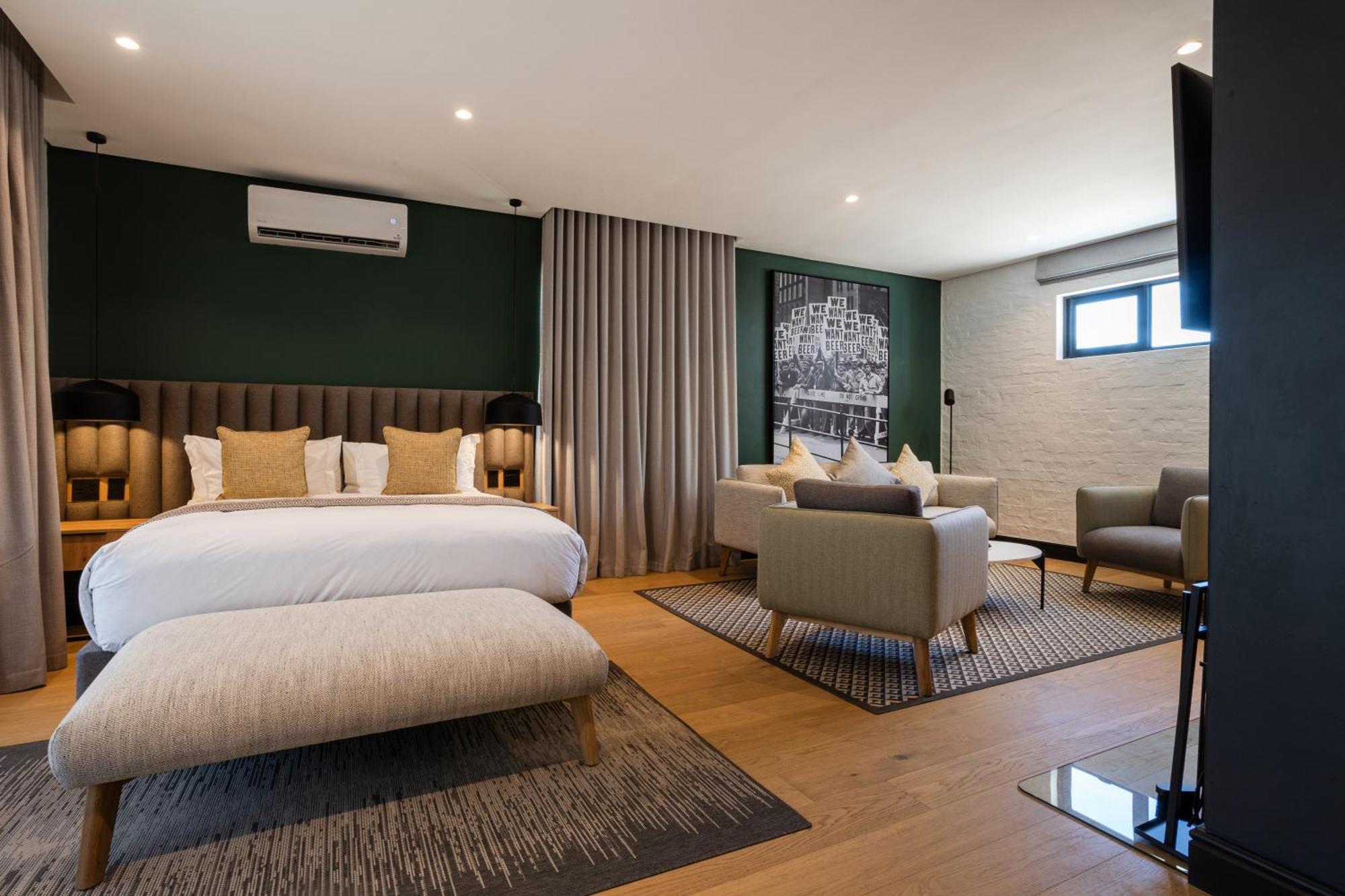Franschhoek Hotel Экстерьер фото
