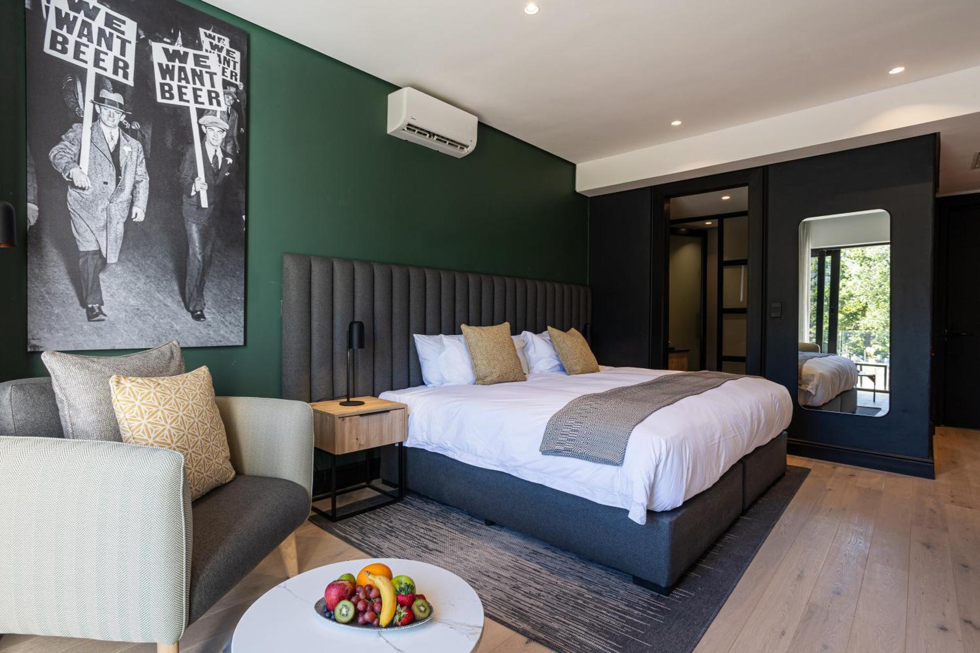 Franschhoek Hotel Экстерьер фото